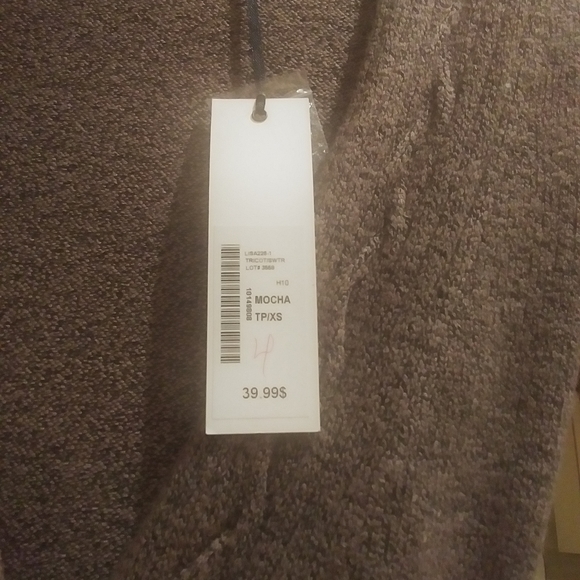 Long Sleeve Sweater - Picture 2 of 3